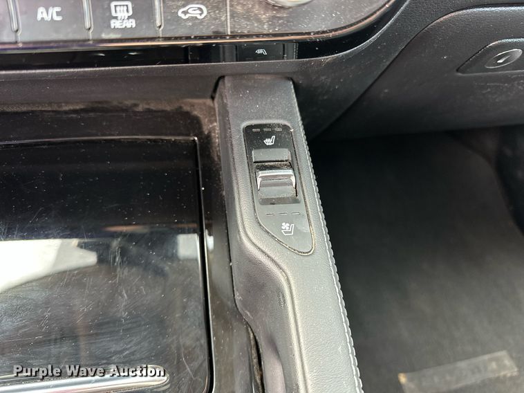 image for item OM9818 2021 Kia Telluride SUV