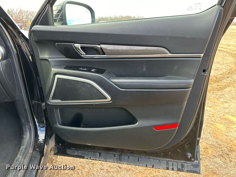 image for item OM9818 2021 Kia Telluride SUV