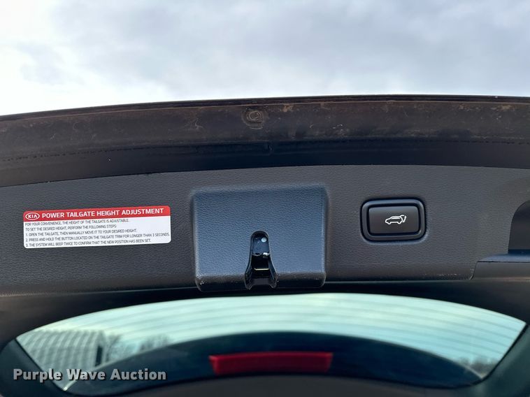 image for item OM9818 2021 Kia Telluride SUV