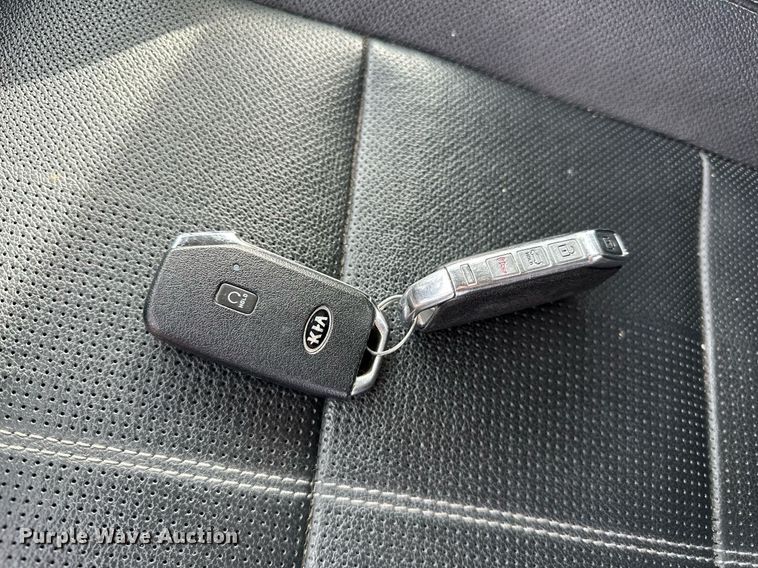 image for item OM9818 2021 Kia Telluride SUV