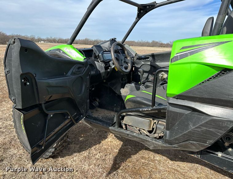 image for item OM9821 2021 Kawasaki  Teryx KRX 1000 utility vehicle