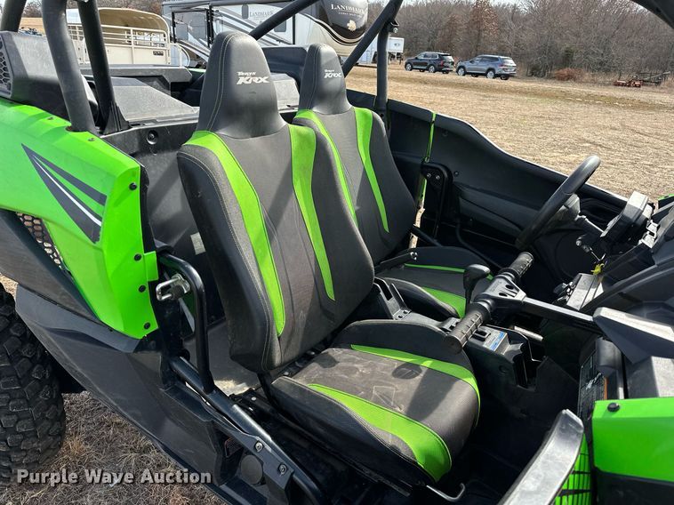 image for item OM9821 2021 Kawasaki  Teryx KRX 1000 utility vehicle