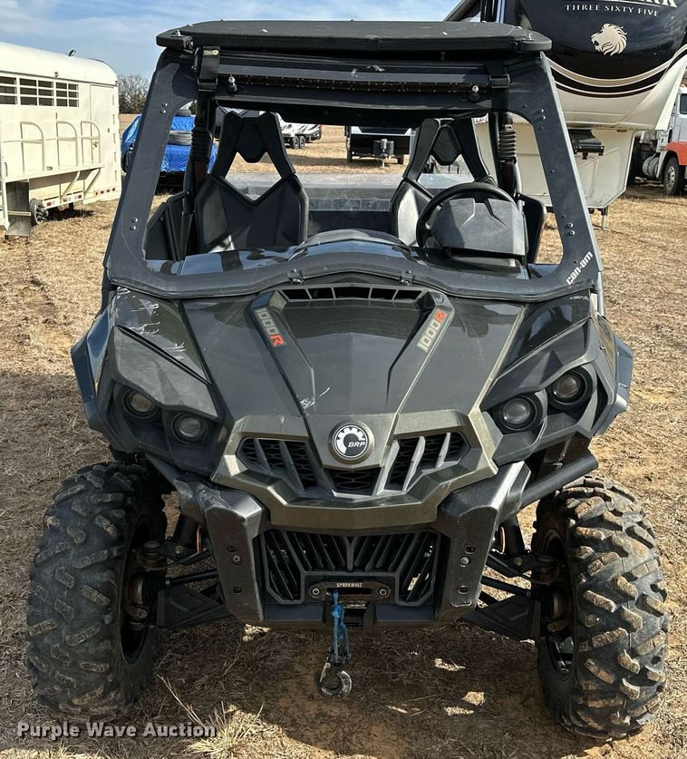 image for item OM9822 2019 Can-Am Commander XT 1000R utility vehicle