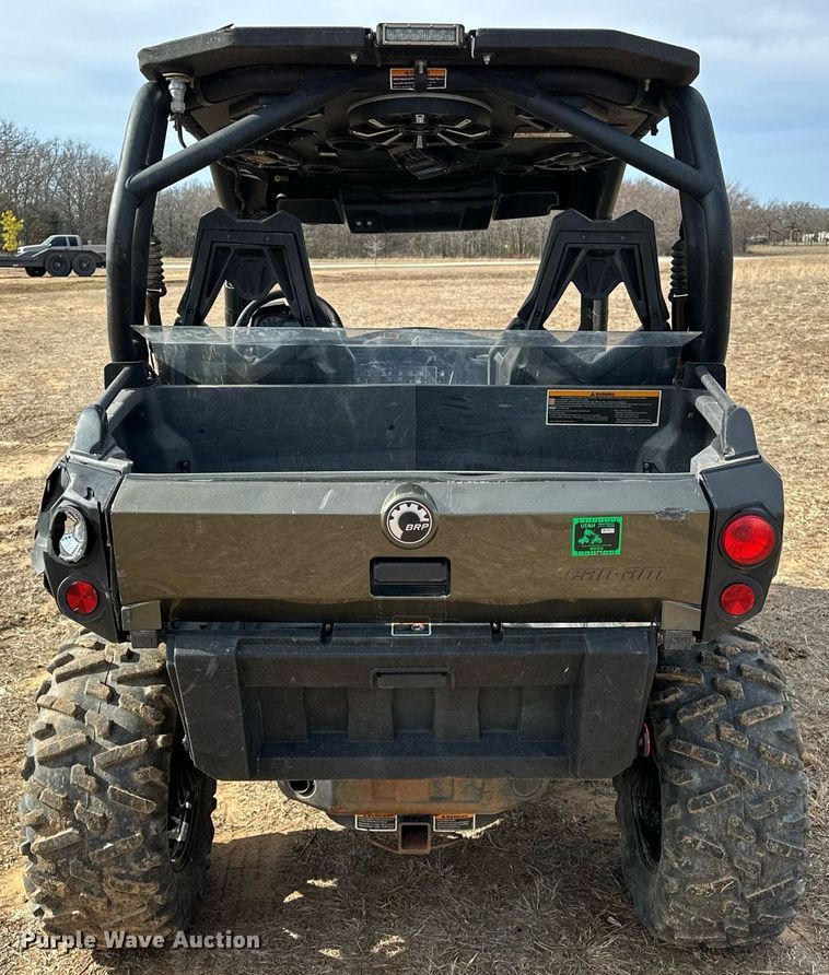 image for item OM9822 2019 Can-Am Commander XT 1000R utility vehicle