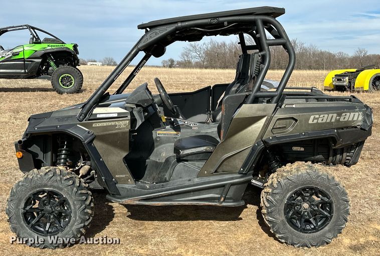 image for item OM9822 2019 Can-Am Commander XT 1000R utility vehicle