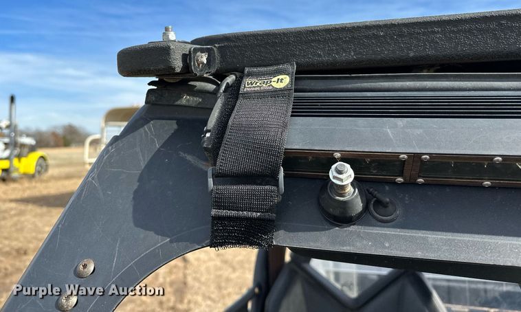 image for item OM9822 2019 Can-Am Commander XT 1000R utility vehicle