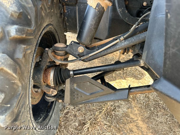 image for item OM9822 2019 Can-Am Commander XT 1000R utility vehicle