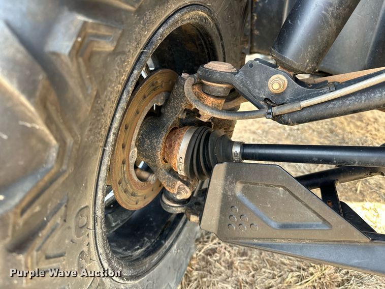 image for item OM9822 2019 Can-Am Commander XT 1000R utility vehicle