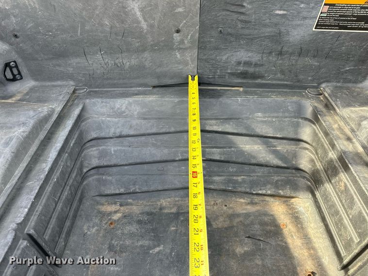 image for item OM9822 2019 Can-Am Commander XT 1000R utility vehicle