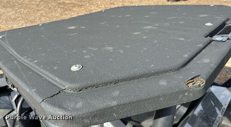 image for item OM9822 2019 Can-Am Commander XT 1000R utility vehicle