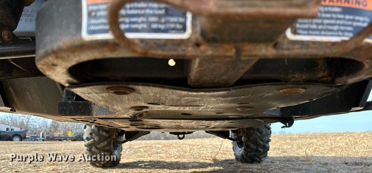 image for item OM9822 2019 Can-Am Commander XT 1000R utility vehicle