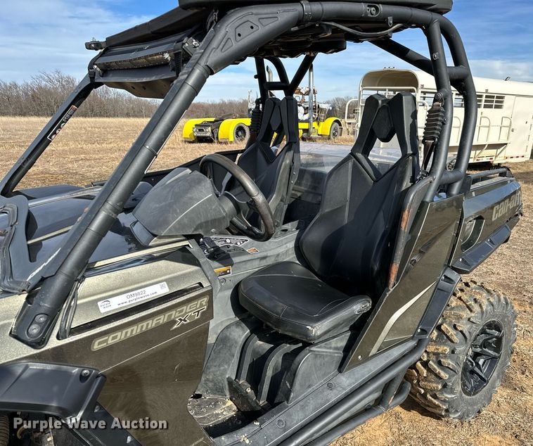 image for item OM9822 2019 Can-Am Commander XT 1000R utility vehicle