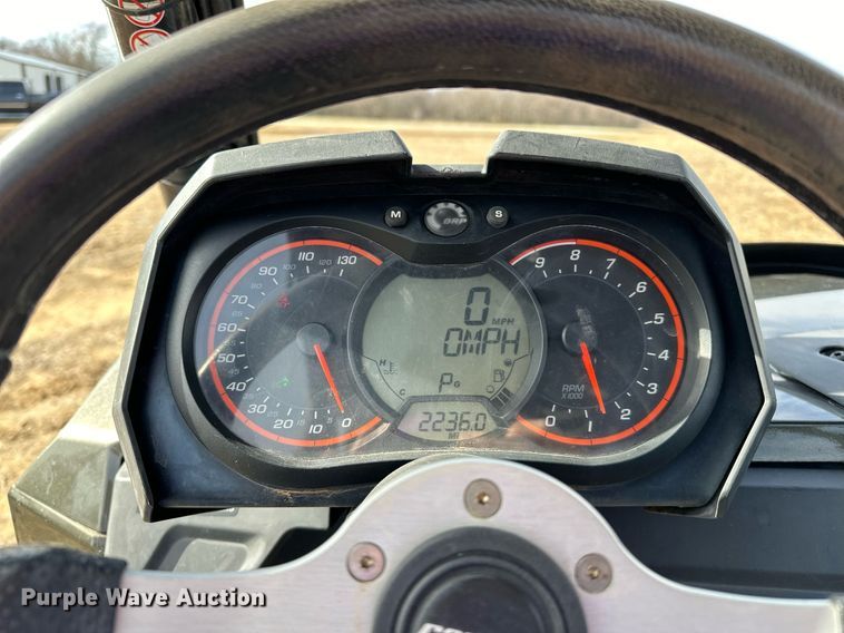 image for item OM9822 2019 Can-Am Commander XT 1000R utility vehicle