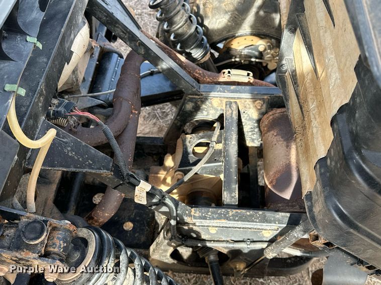 image for item OM9822 2019 Can-Am Commander XT 1000R utility vehicle