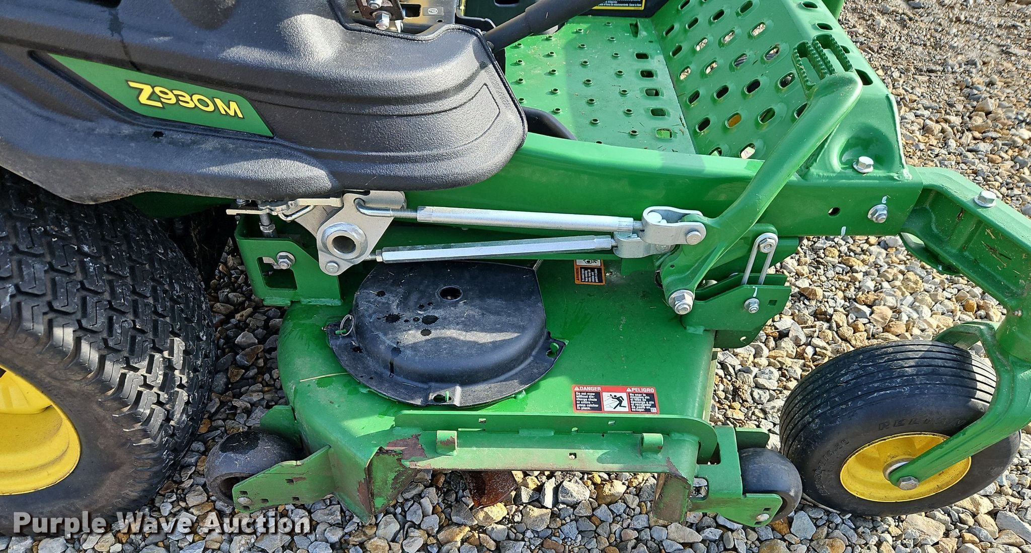 2017 John Deere Z930M ZTR lawn mower in Overbrook, KS | Item
