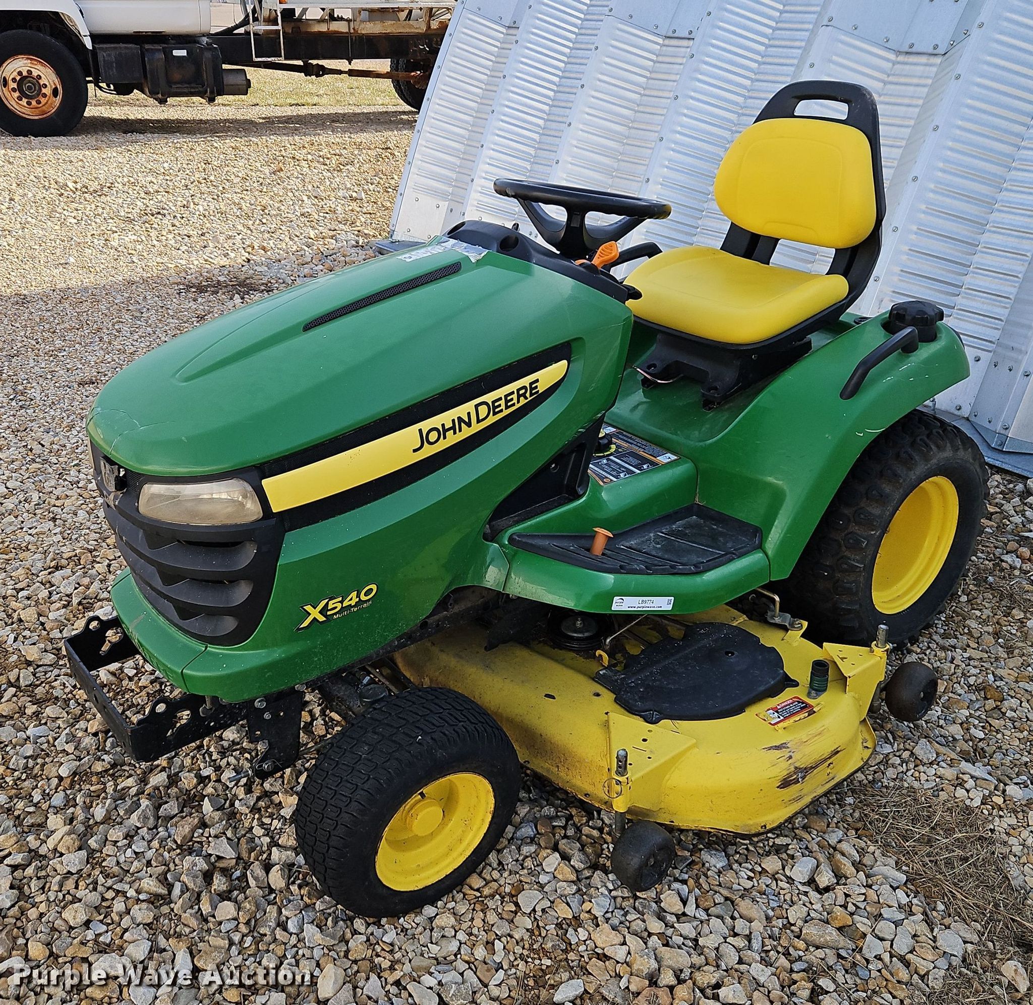 John Deere X540 lawn mower in Overbrook, KS | Item LB9774