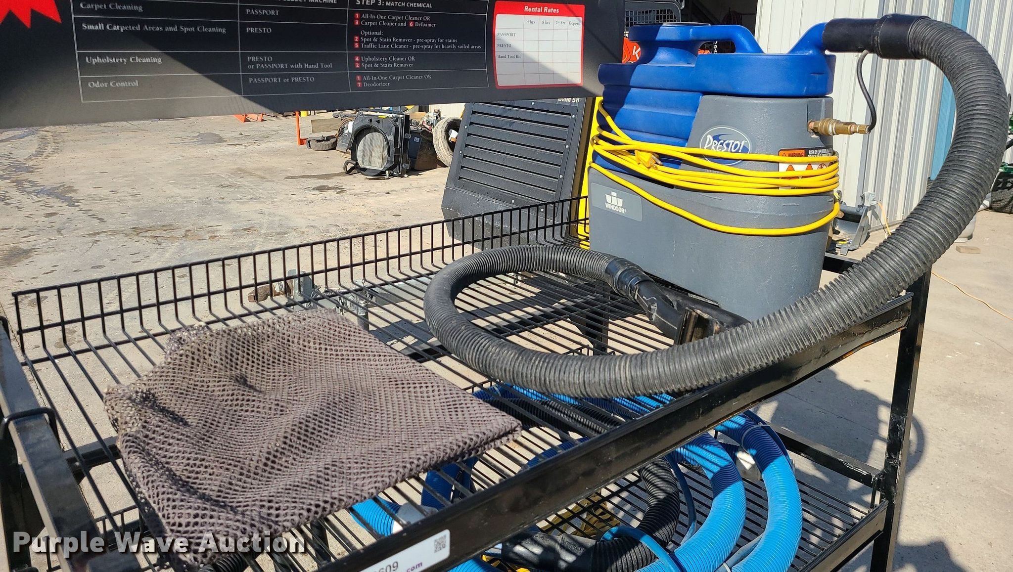 (4) Windsor Carpet cleaners in Sedalia, MO Item MQ9609 for sale