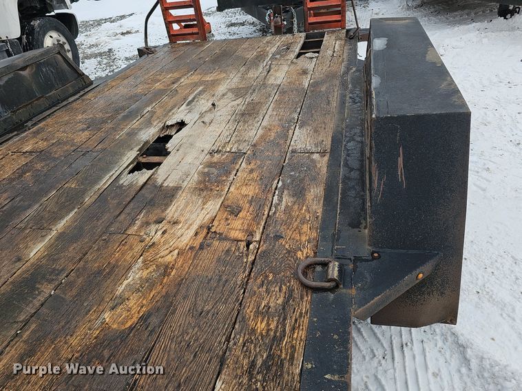 image for item DK0494 2012 Redi Haul FSL18NBHDE-102 equipment trailer