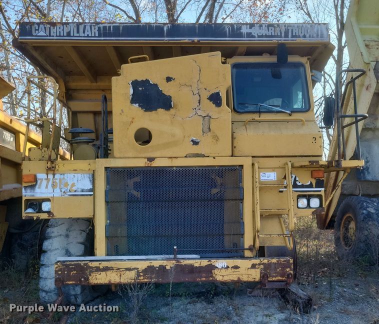 image for item DK1176 1996 Caterpillar 775B haul truck