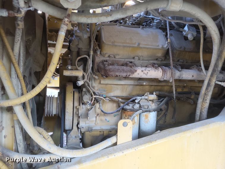 image for item DK1176 1996 Caterpillar 775B haul truck