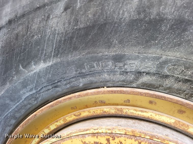 image for item DK1176 1996 Caterpillar 775B haul truck