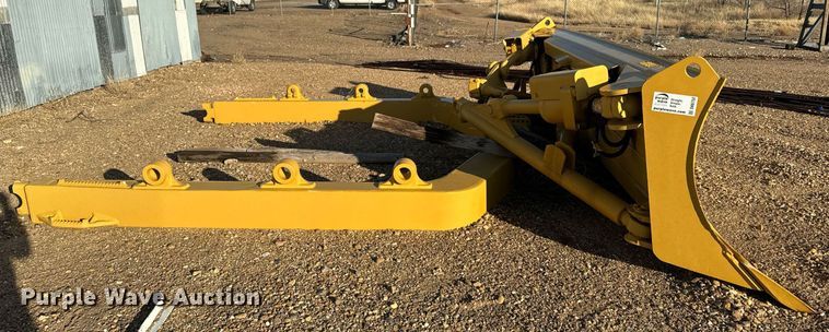 image for item DK6752 Caterpillar EI00029 dozer blade