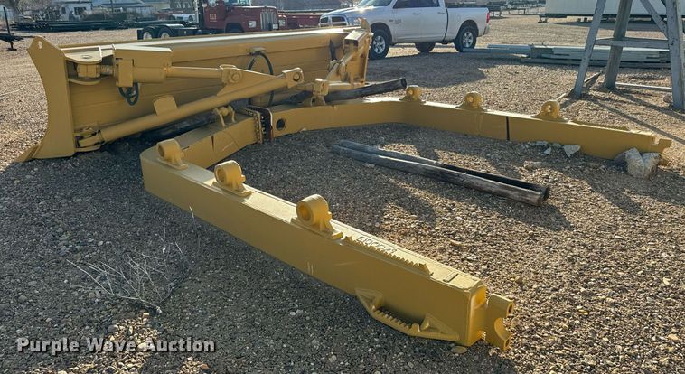 image for item DK6752 Caterpillar EI00029 dozer blade