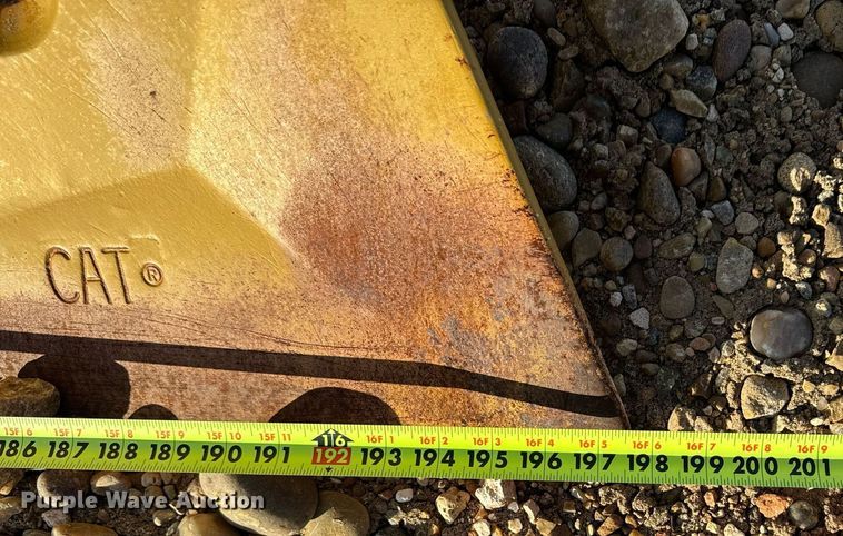 image for item DK6752 Caterpillar EI00029 dozer blade