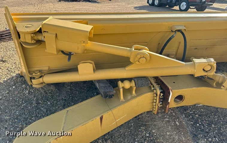 image for item DK6752 Caterpillar EI00029 dozer blade