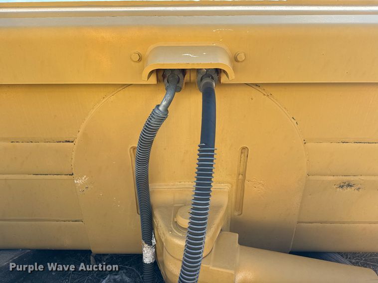 image for item DK6752 Caterpillar EI00029 dozer blade