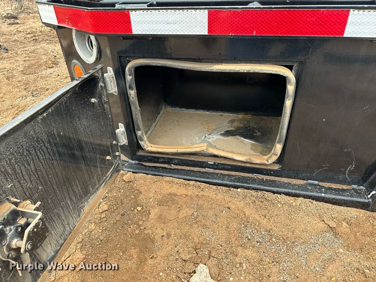 image for item DK6756 Flatbed