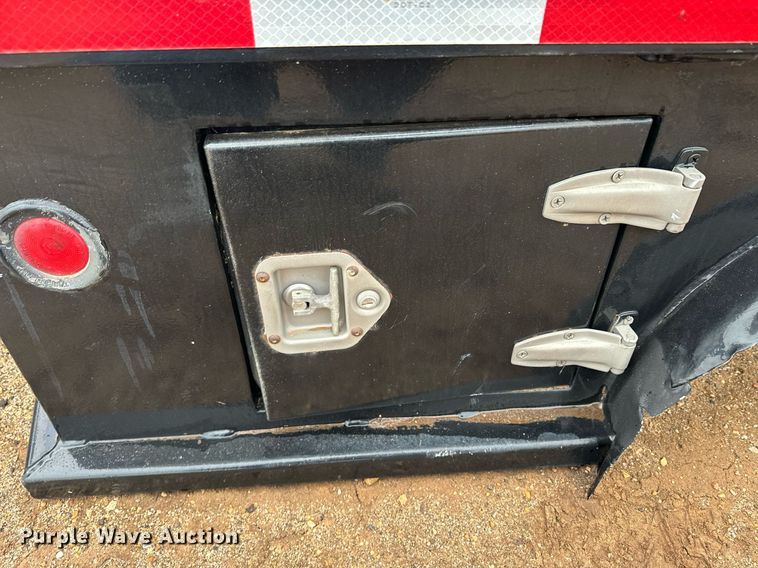 image for item DK6756 Flatbed