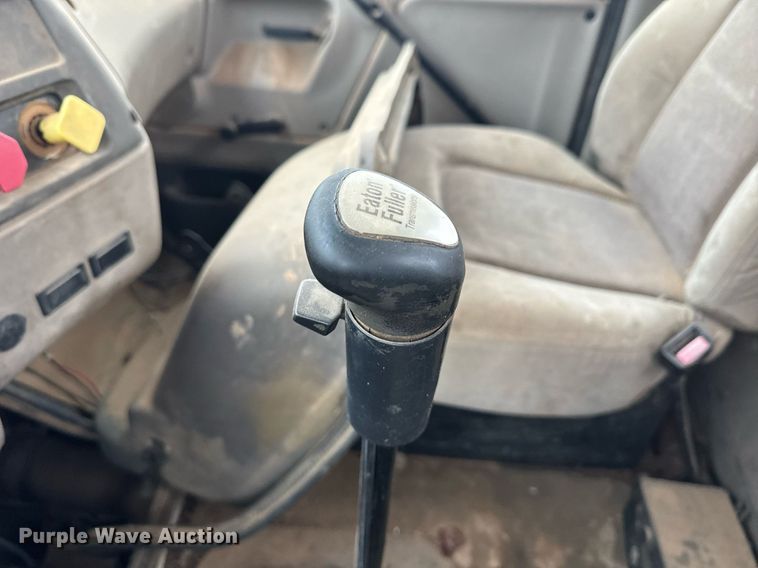 image for item DK6761 2007 Sterling L-Line semi truck