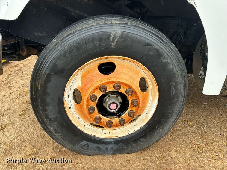 image for item DK6761 2007 Sterling L-Line semi truck