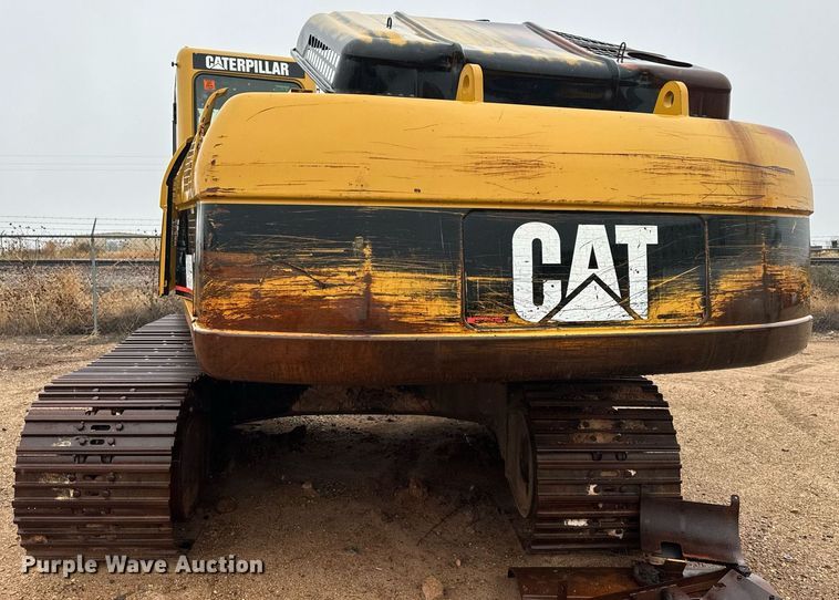 image for item DK6762 2005 Caterpillar 330C L excavator