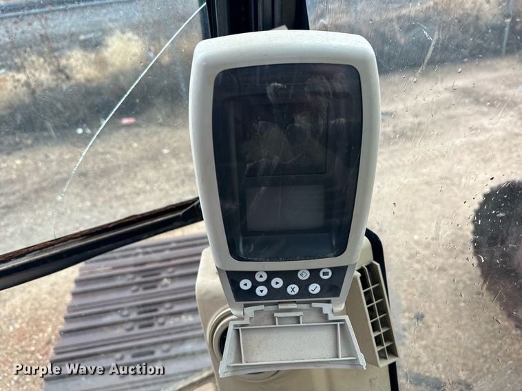 image for item DK6762 2005 Caterpillar 330C L excavator