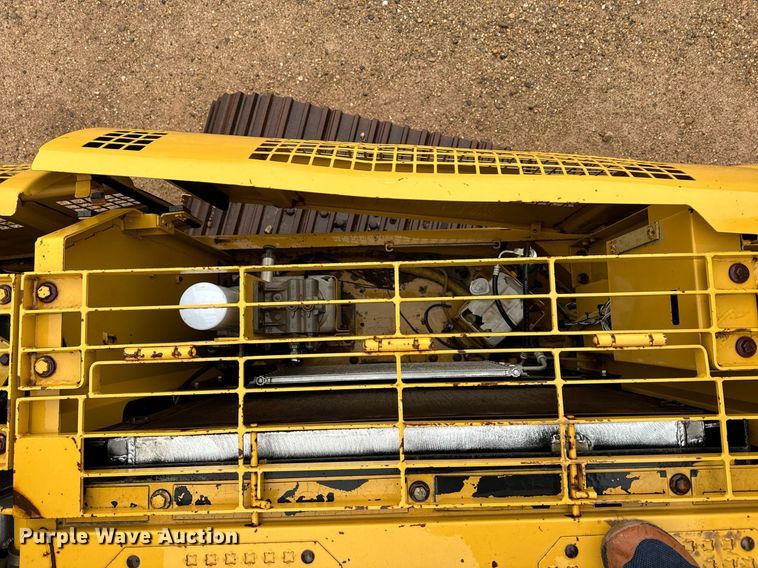 image for item DK6762 2005 Caterpillar 330C L excavator