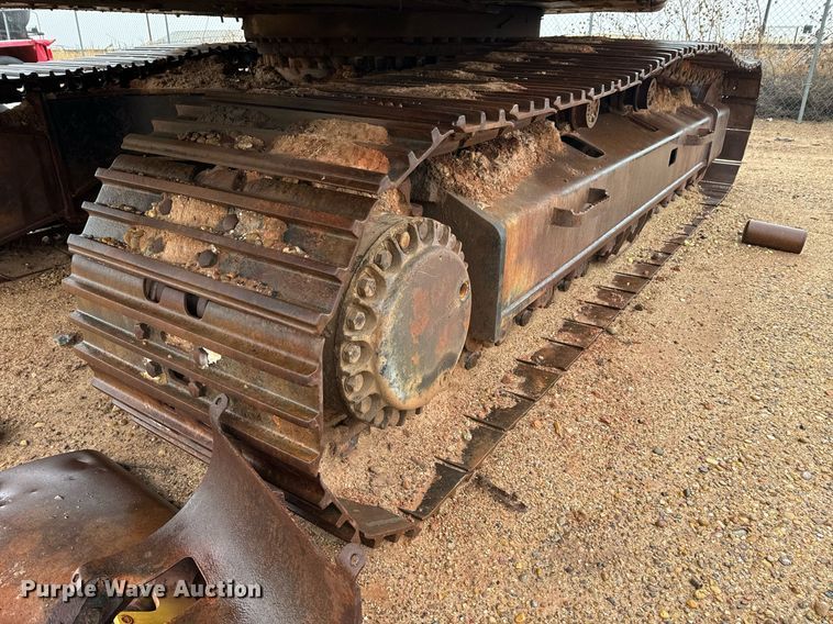 image for item DK6762 2005 Caterpillar 330C L excavator