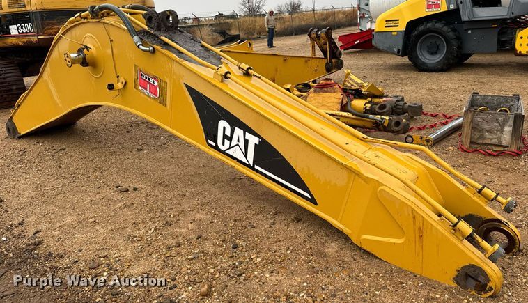image for item DK6762 2005 Caterpillar 330C L excavator