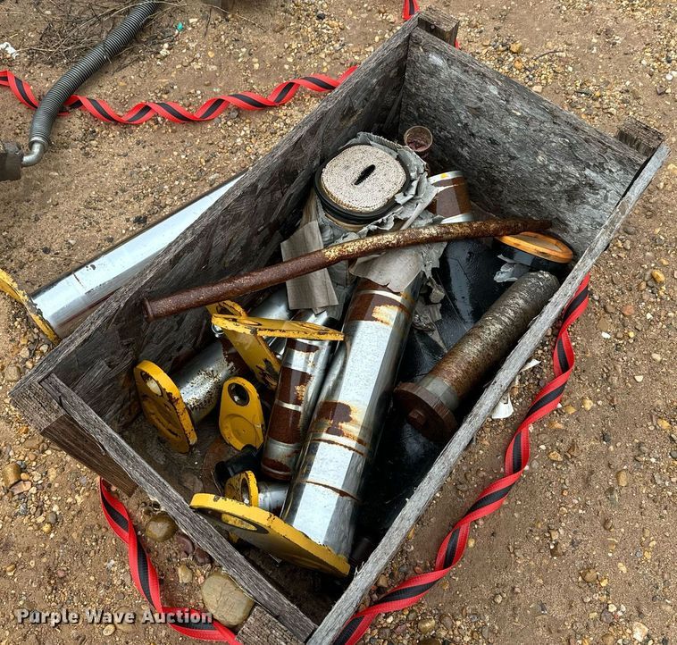 image for item DK6762 2005 Caterpillar 330C L excavator