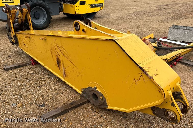 image for item DK6762 2005 Caterpillar 330C L excavator