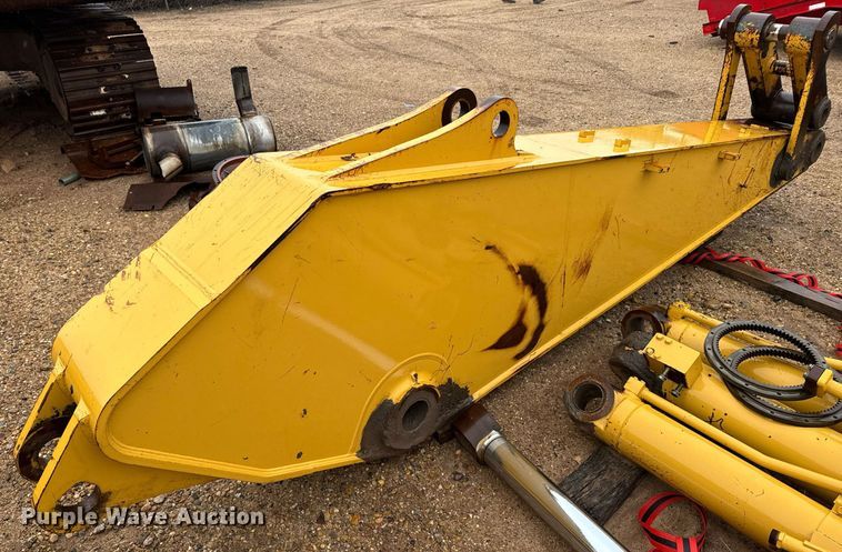 image for item DK6762 2005 Caterpillar 330C L excavator