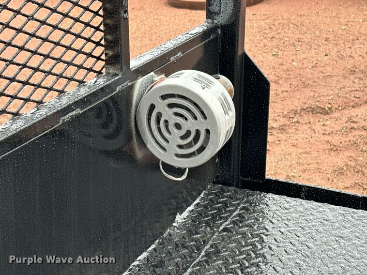 image for item DK6768 Hydraulic bale bed 