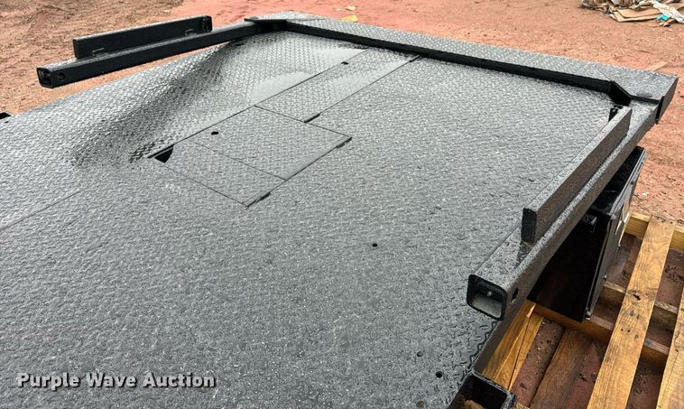 image for item DK6768 Hydraulic bale bed 