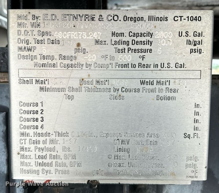 image for item DK6769 1997 Ford F800 oil distributor truck