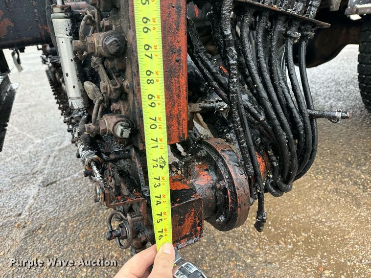 image for item DK6769 1997 Ford F800 oil distributor truck