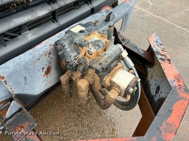 image for item DK6769 1997 Ford F800 oil distributor truck