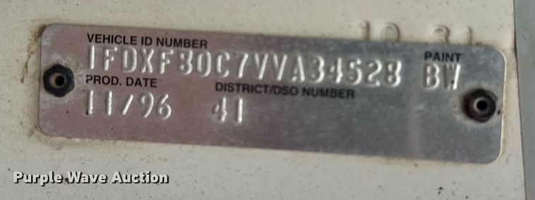 image for item DK6769 1997 Ford F800 oil distributor truck