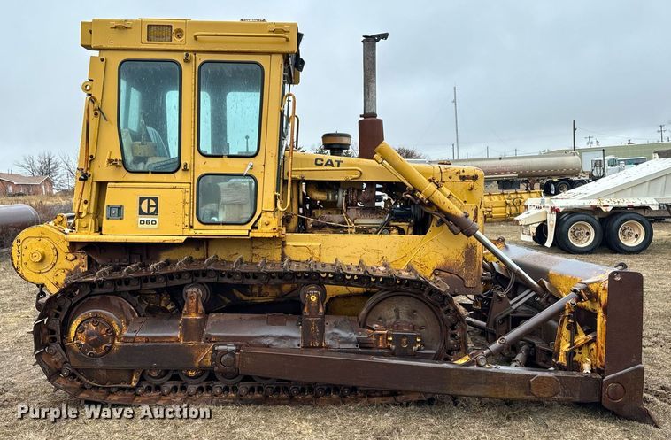image for item DK6770 1981 Caterpillar D6D dozer