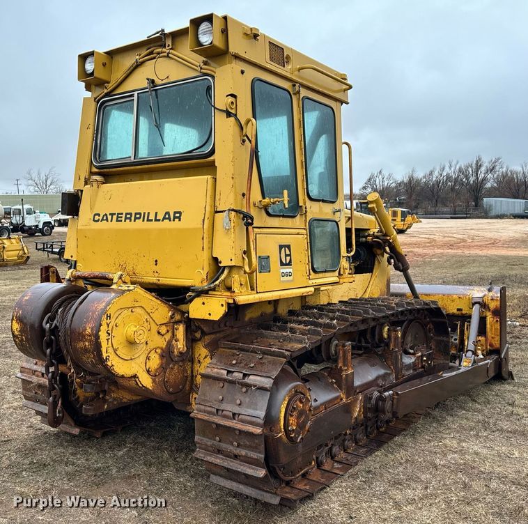 image for item DK6770 1981 Caterpillar D6D dozer